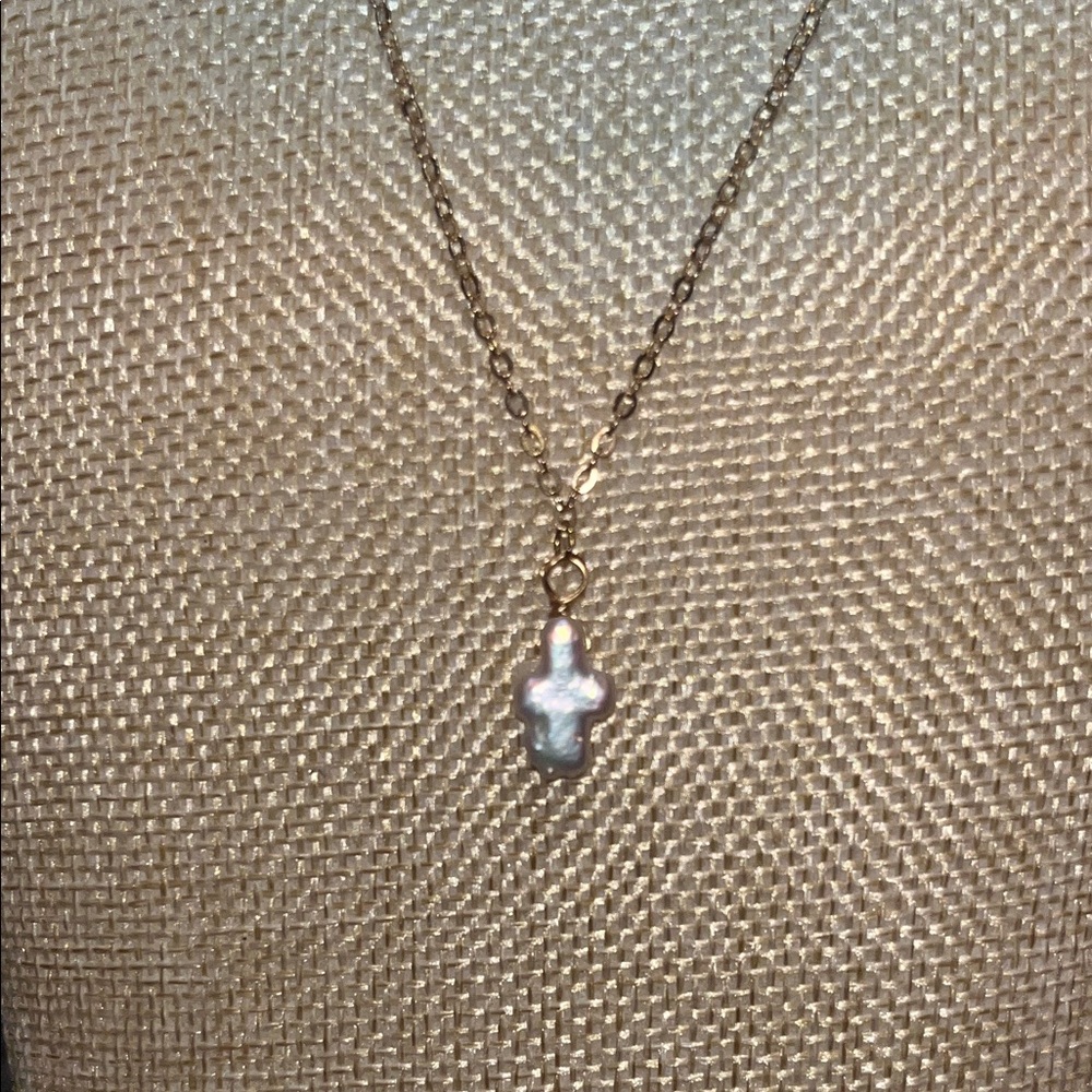 Gold Chain Necklace with Pearl Pendant